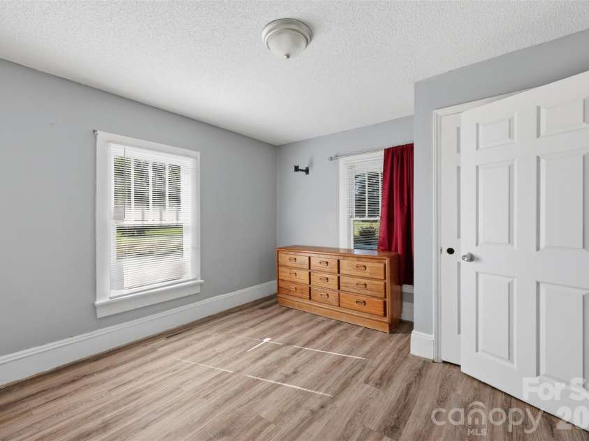 623 Ohio Avenue, Bessemer City, NC 28016.  MLS# CAR4398563, YatesRealty ID 33972. 