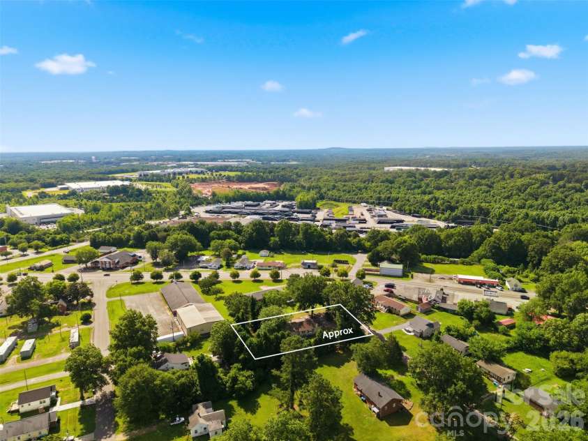 623 Ohio Avenue, Bessemer City, NC 28016.  MLS# CAR4398563, YatesRealty ID 33972. 