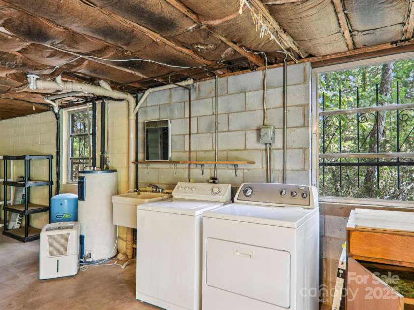 32 Old Little Mountain Road, Pisgah Forest, NC 28768.  MLS# CAR4293135, YatesRealty ID 33973. 