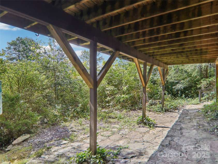 32 Old Little Mountain Road, Pisgah Forest, NC 28768.  MLS# CAR4293135, YatesRealty ID 33973. 