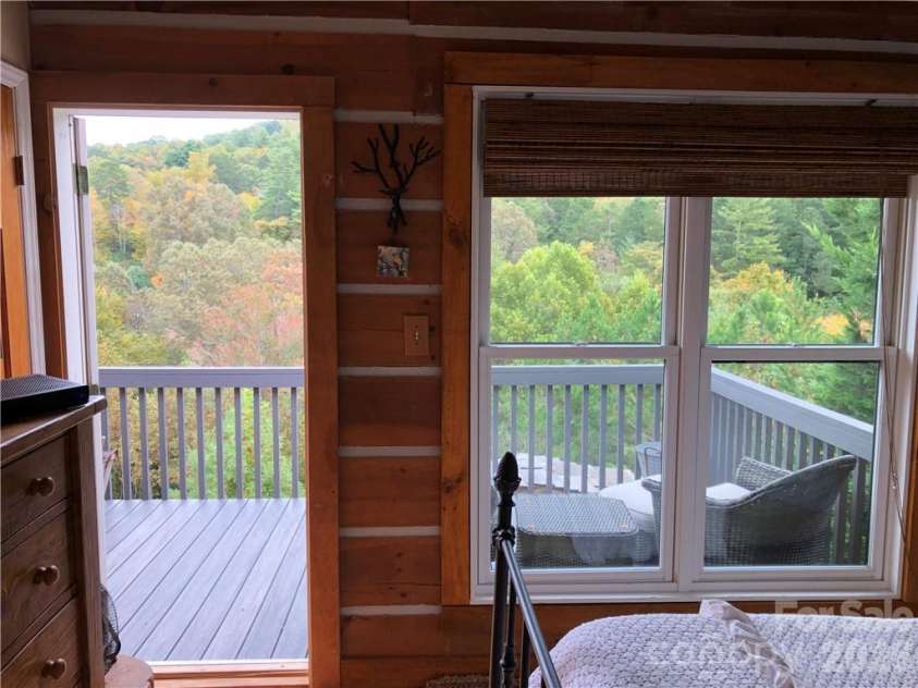 836 Burney Mountain Road, Fletcher, NC 28732.  MLS# CAR4398435, YatesRealty ID 33973. 