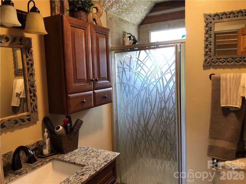 836 Burney Mountain Road, Fletcher, NC 28732.  MLS# CAR4398435, YatesRealty ID 33973. 
