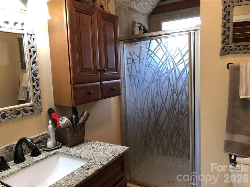 836 Burney Mountain Road, Fletcher, NC 28732.  MLS# CAR4398435, YatesRealty ID 33973. 