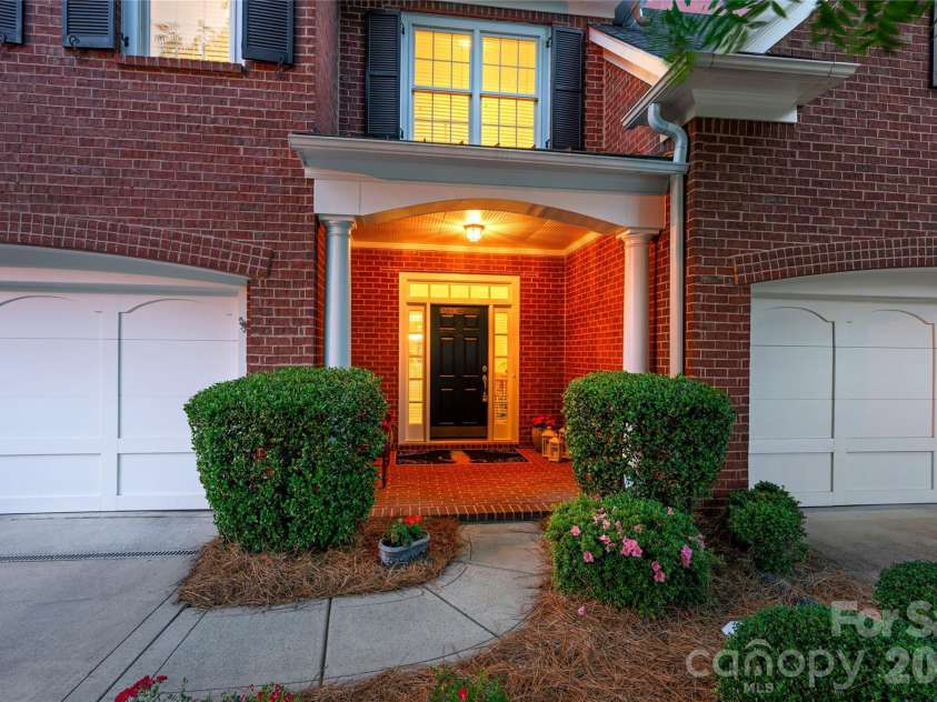 3128 Ethereal Lane, Charlotte, NC 28226.  MLS# CAR4398508, YatesRealty ID 33974. 