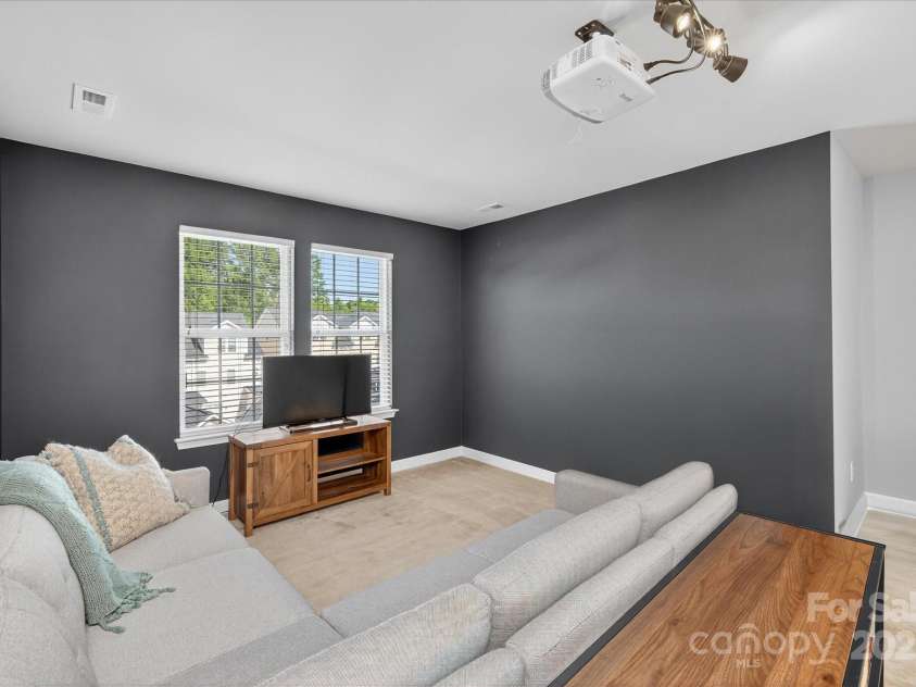 13824 Cypress Woods Drive, Huntersville, NC 28078.  MLS# CAR4290807, YatesRealty ID 33975. 3rd Floor bedroom/flex space