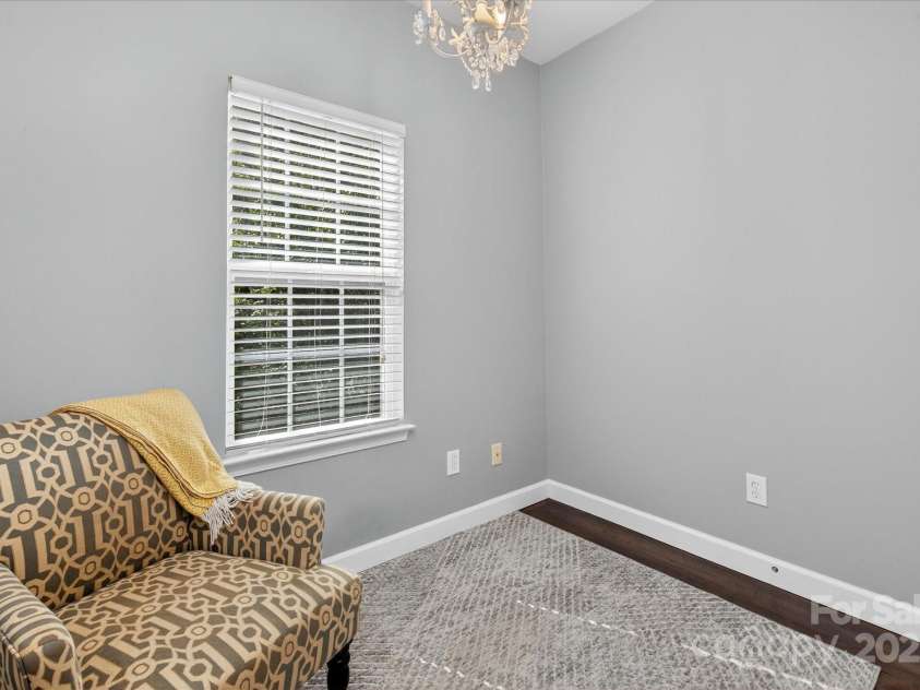 13824 Cypress Woods Drive, Huntersville, NC 28078.  MLS# CAR4290807, YatesRealty ID 33975. Reading Nook