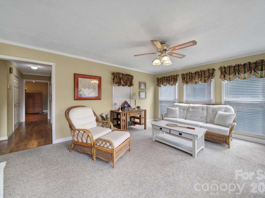 215 Stevens Street, Kershaw, SC 29067.  MLS# CAR4392816, YatesRealty ID 33975. 