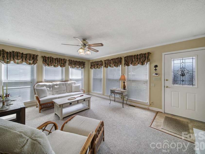 215 Stevens Street, Kershaw, SC 29067.  MLS# CAR4392816, YatesRealty ID 33975. 