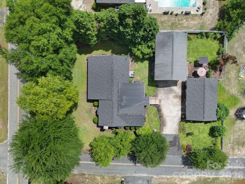 215 Stevens Street, Kershaw, SC 29067.  MLS# CAR4392816, YatesRealty ID 33975. 