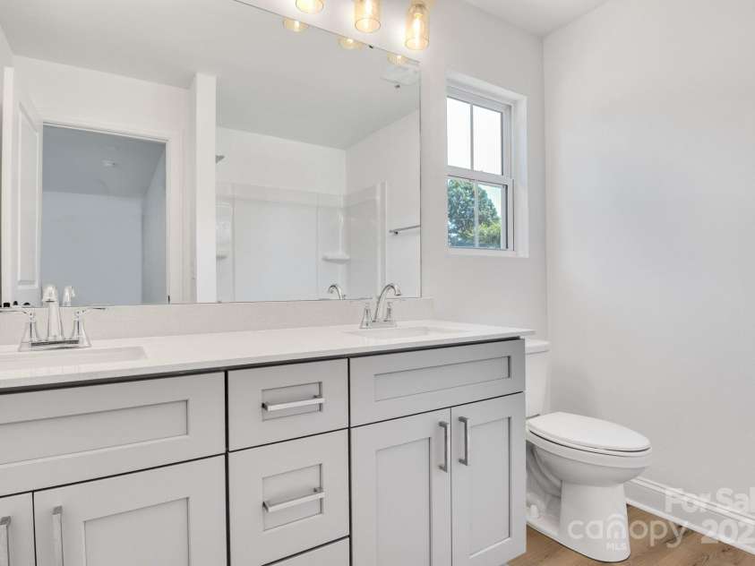 201 Henderson Circle, Harrisburg, NC 28075.  MLS# CAR4284809, YatesRealty ID 33976. 