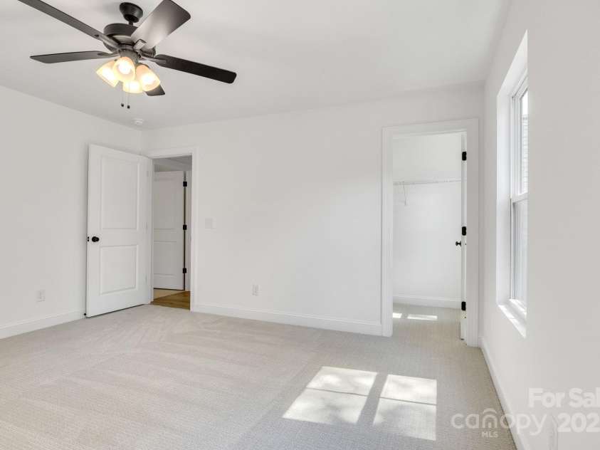 201 Henderson Circle, Harrisburg, NC 28075.  MLS# CAR4284809, YatesRealty ID 33976. 