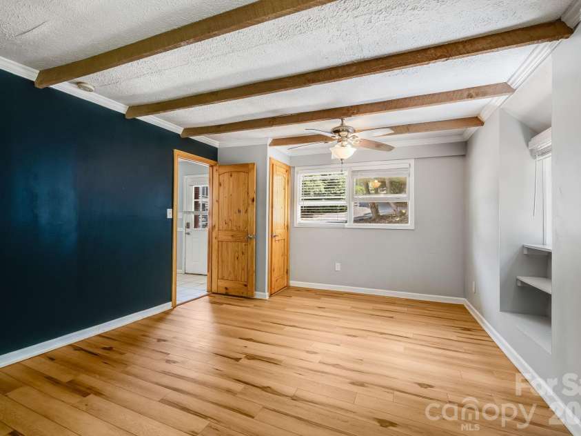 67 Banks Town Road, Weaverville, NC 28787.  MLS# CAR4384080, YatesRealty ID 33976. 