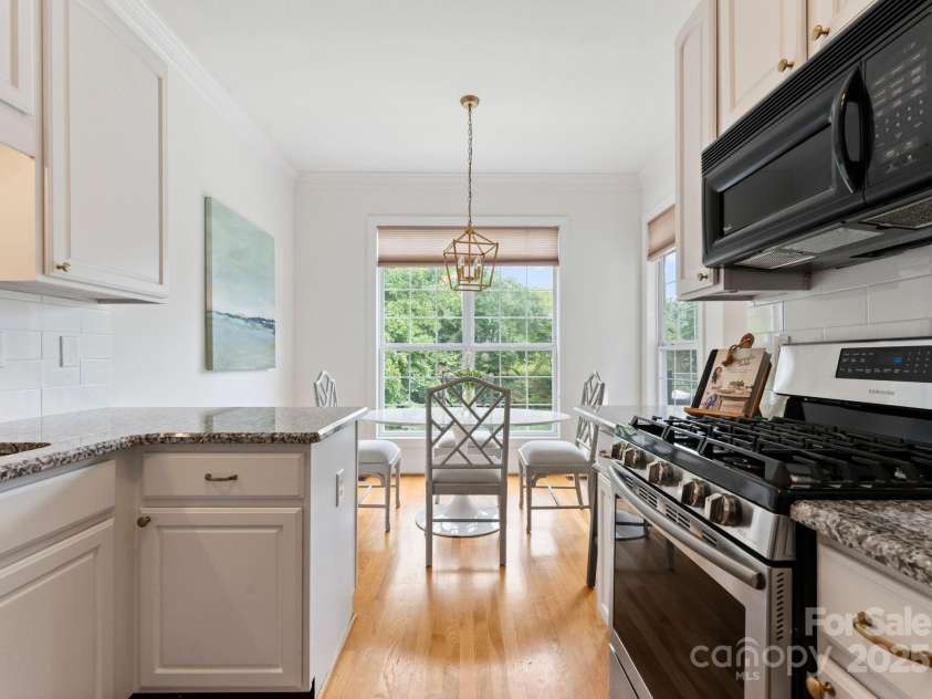 6207 Padget Parrish Court, Charlotte, NC 28270.  MLS# CAR4293490, YatesRealty ID 33977. Kitchen