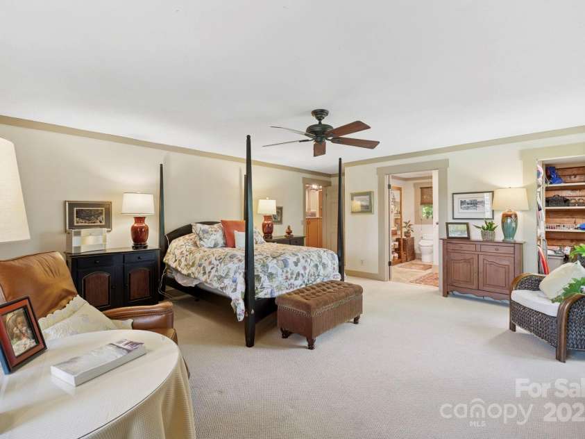 85 Rock Rest Road, Hendersonville, NC 28739.  MLS# CAR4282137, YatesRealty ID 33979. 