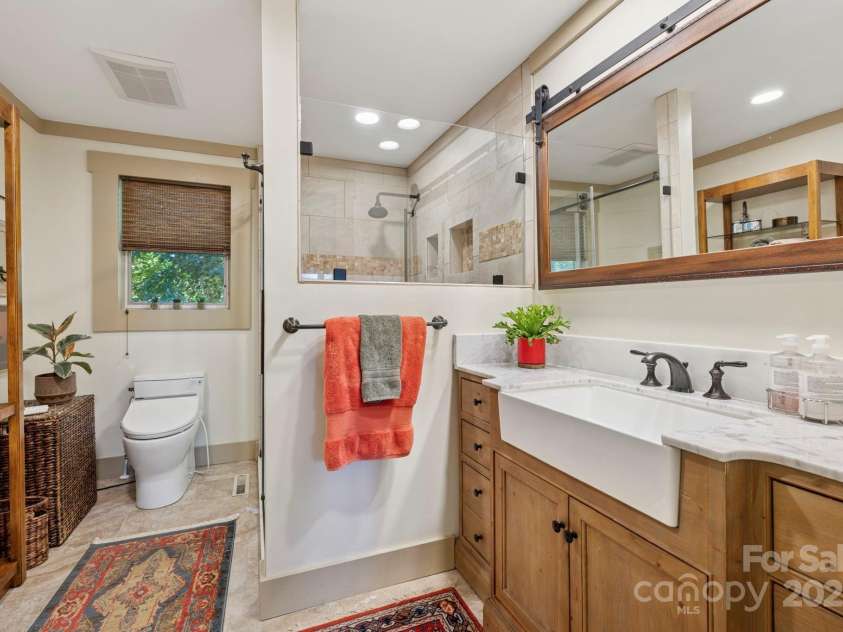85 Rock Rest Road, Hendersonville, NC 28739.  MLS# CAR4282137, YatesRealty ID 33979. 