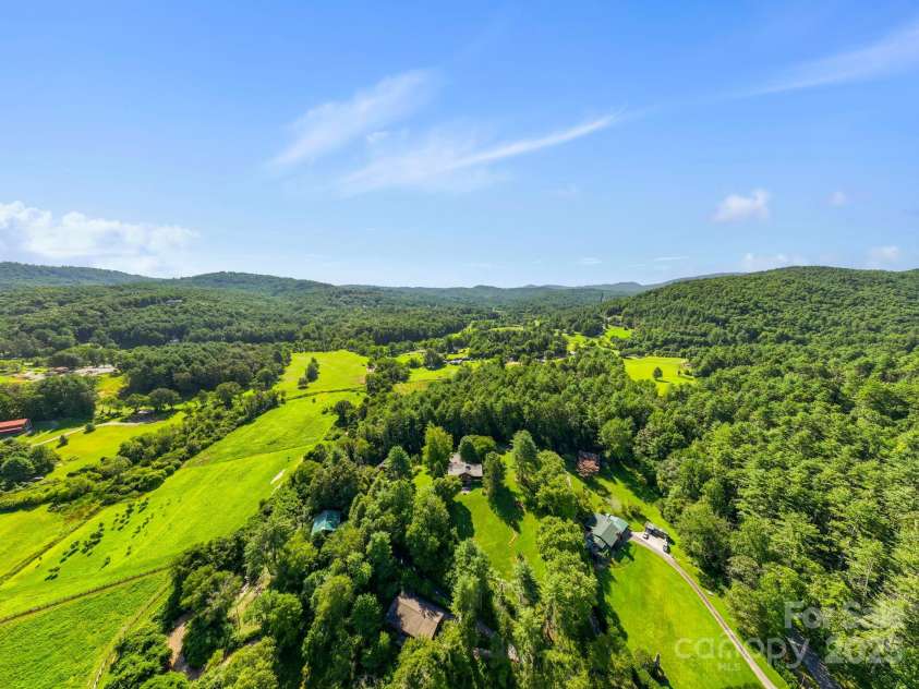 85 Rock Rest Road, Hendersonville, NC 28739.  MLS# CAR4282137, YatesRealty ID 33979. All the quiet of rural life - with all of the conveniences nearby!