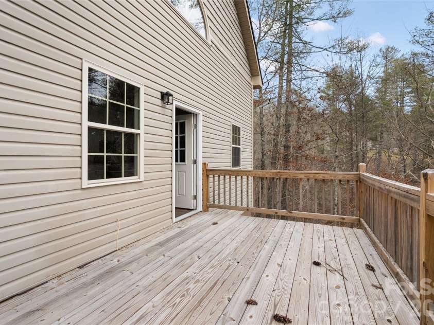 109 Tumblebug Trail Road, Flat Rock, NC 28731.  MLS# CAR4335386, YatesRealty ID 3398. 