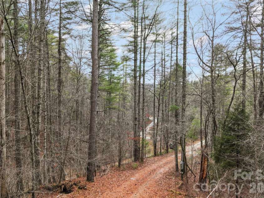 109 Tumblebug Trail Road, Flat Rock, NC 28731.  MLS# CAR4335386, YatesRealty ID 3398. 