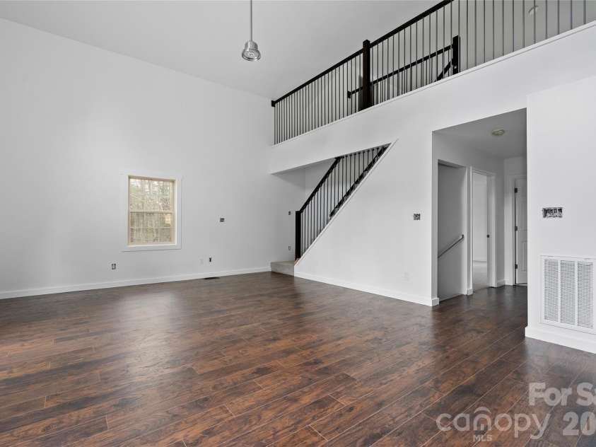 109 Tumblebug Trail Road, Flat Rock, NC 28731.  MLS# CAR4335386, YatesRealty ID 3398. 