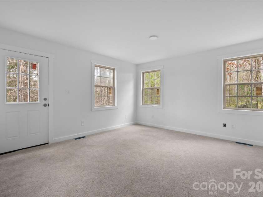 109 Tumblebug Trail Road, Flat Rock, NC 28731.  MLS# CAR4335386, YatesRealty ID 3398. 