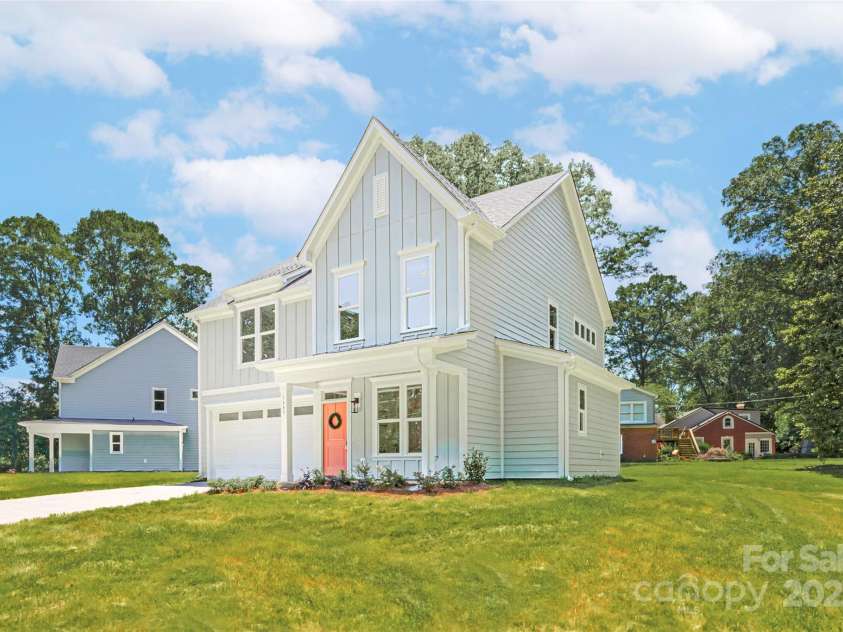 1645 Carolina Circle, Gastonia, NC 28054.  MLS# CAR4288958, YatesRealty ID 3398. 