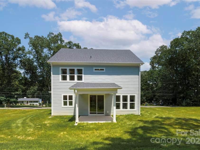 1645 Carolina Circle, Gastonia, NC 28054.  MLS# CAR4288958, YatesRealty ID 3398. 