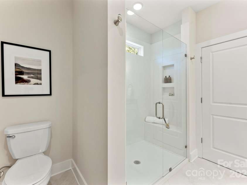 1645 Carolina Circle, Gastonia, NC 28054.  MLS# CAR4288958, YatesRealty ID 3398. Primary Bathroom