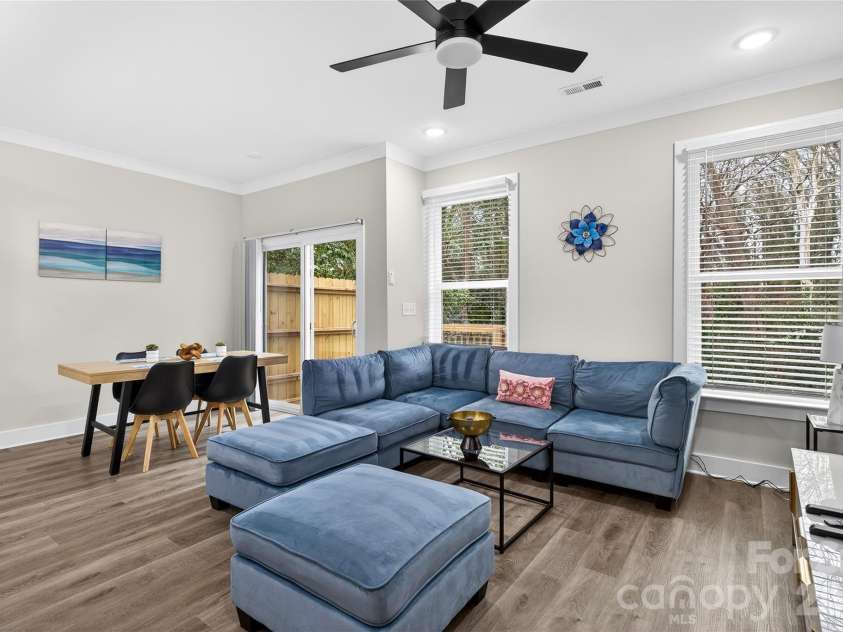 1935 St Mark Street, Charlotte, NC 28216.  MLS# CAR4391374, YatesRealty ID 33981. 