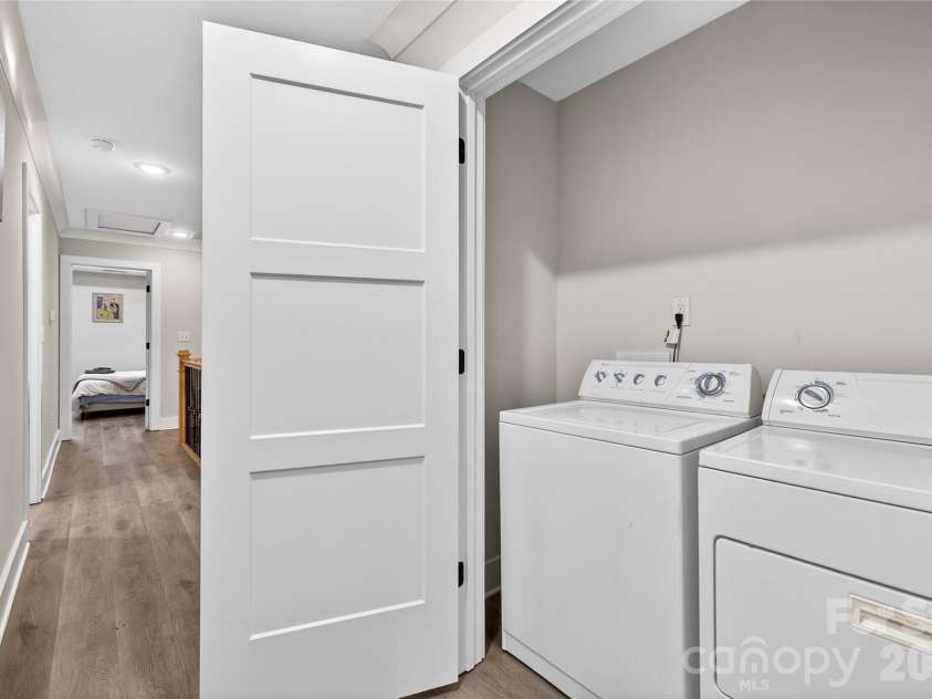 1935 St Mark Street, Charlotte, NC 28216.  MLS# CAR4391374, YatesRealty ID 33981. 