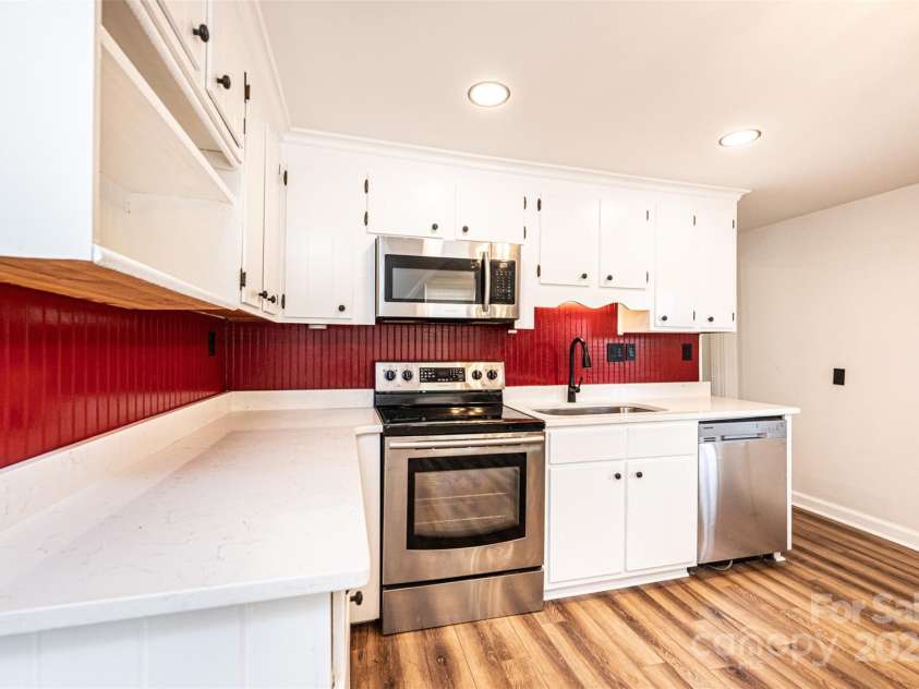 4645 Rifle Range Road, Conover, NC 28613.  MLS# CAR4290153, YatesRealty ID 33981. 