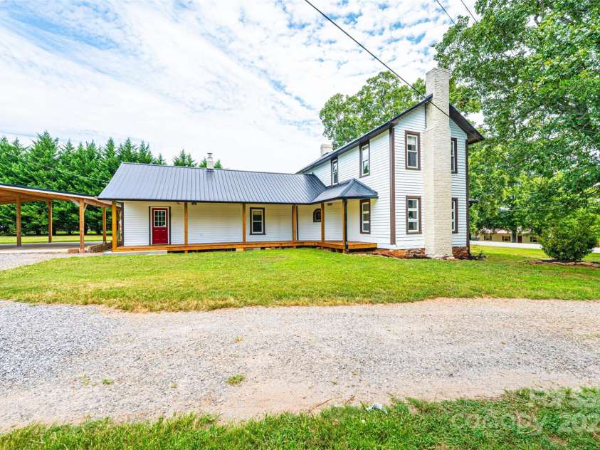 4645 Rifle Range Road, Conover, NC 28613.  MLS# CAR4290153, YatesRealty ID 33981. 