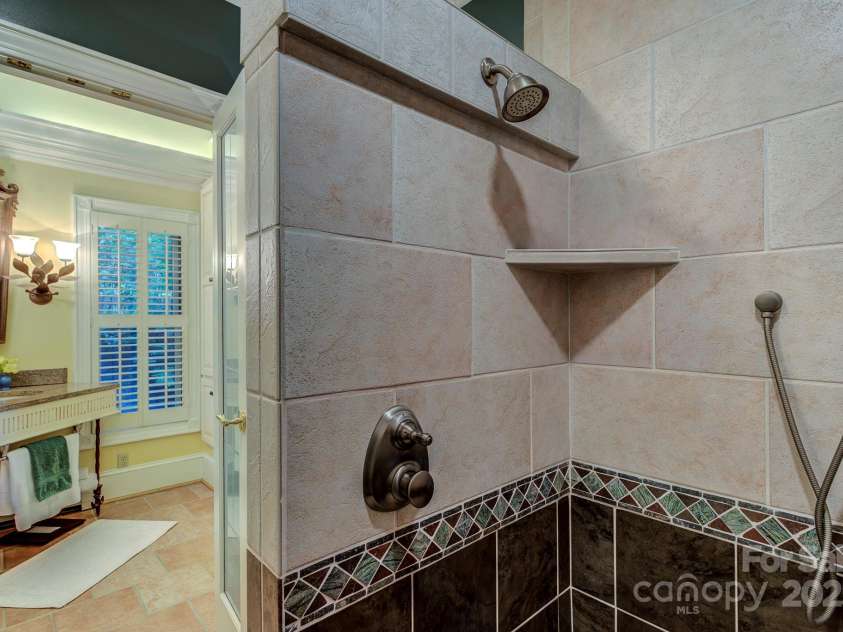 216 Cherry Drive, Boone, NC 28607.  MLS# CAR4290001, YatesRealty ID 33983. 