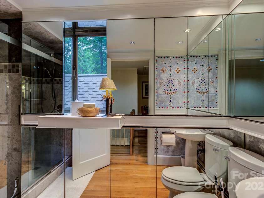 216 Cherry Drive, Boone, NC 28607.  MLS# CAR4290001, YatesRealty ID 33983. 