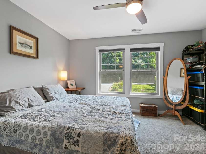 44 Old County Home Road, Asheville, NC 28806.  MLS# CAR4395353, YatesRealty ID 33983. 