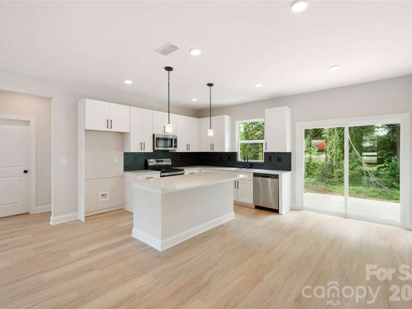 315 Chestnut Street, Stanley, NC 28164.  MLS# CAR4398441, YatesRealty ID 33986. 