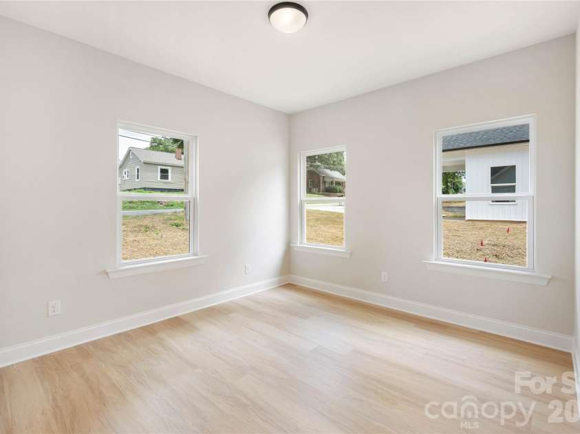 315 Chestnut Street, Stanley, NC 28164.  MLS# CAR4398441, YatesRealty ID 33986. 