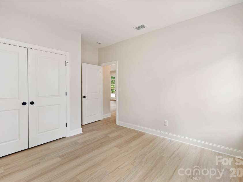 315 Chestnut Street, Stanley, NC 28164.  MLS# CAR4398441, YatesRealty ID 33986. 