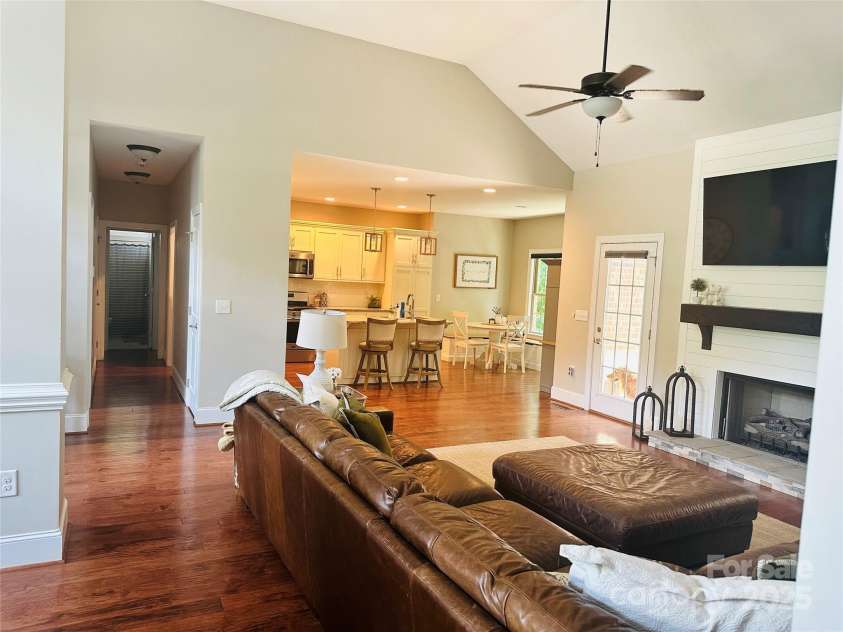 4122 Waterway Drive, Monroe, NC 28110.  MLS# CAR4279760, YatesRealty ID 33987. 
