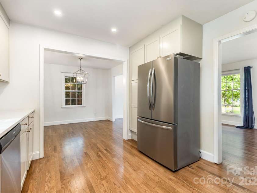 6422 Idlebrook Drive, Charlotte, NC 28212.  MLS# CAR4286171, YatesRealty ID 33989. 