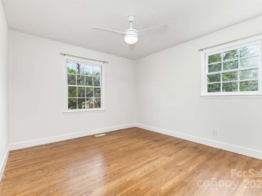 6422 Idlebrook Drive, Charlotte, NC 28212.  MLS# CAR4286171, YatesRealty ID 33989. 