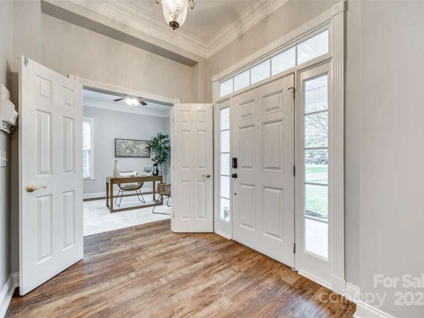 2113 Woodbend Trail, Tega Cay, SC 29708.  MLS# CAR4215622, YatesRealty ID 3399. 