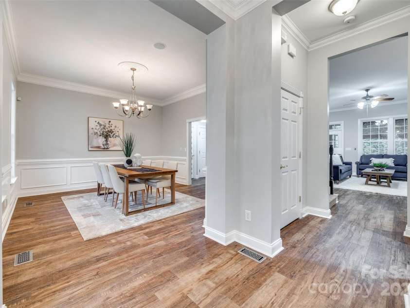 2113 Woodbend Trail, Tega Cay, SC 29708.  MLS# CAR4215622, YatesRealty ID 3399. 