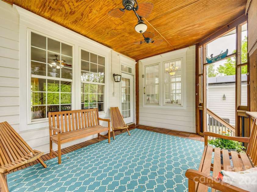 2113 Woodbend Trail, Tega Cay, SC 29708.  MLS# CAR4215622, YatesRealty ID 3399. 