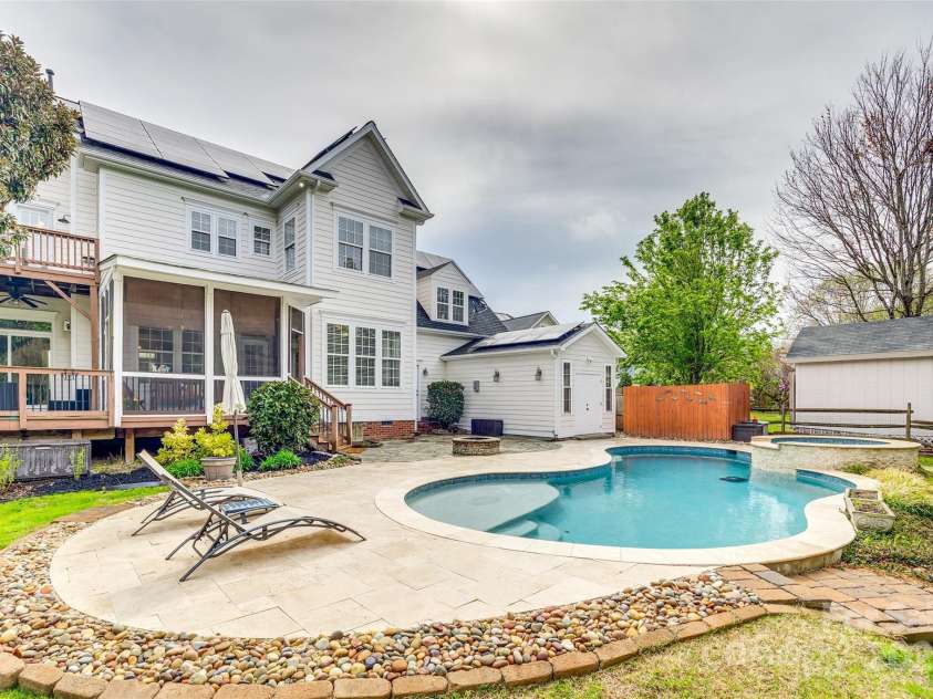 2113 Woodbend Trail, Tega Cay, SC 29708.  MLS# CAR4215622, YatesRealty ID 3399. 