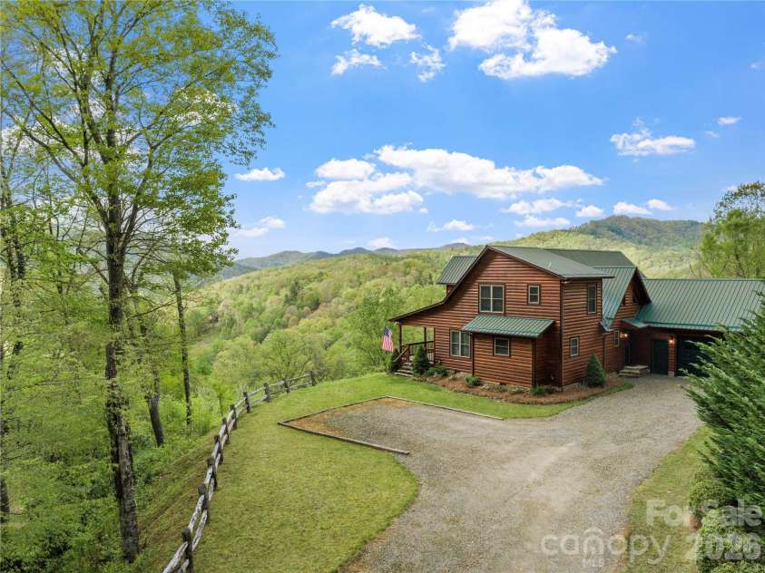 370 Appaloosa Trail, Burnsville, NC 28714.  MLS# CAR4293891, YatesRealty ID 3399. 