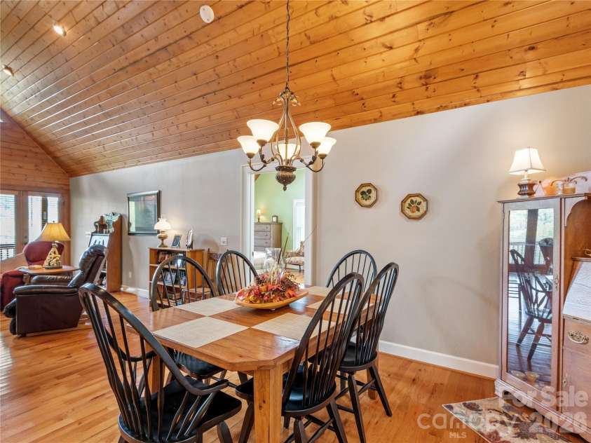 370 Appaloosa Trail, Burnsville, NC 28714.  MLS# CAR4293891, YatesRealty ID 3399. 