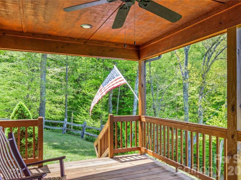 370 Appaloosa Trail, Burnsville, NC 28714.  MLS# CAR4293891, YatesRealty ID 3399. 