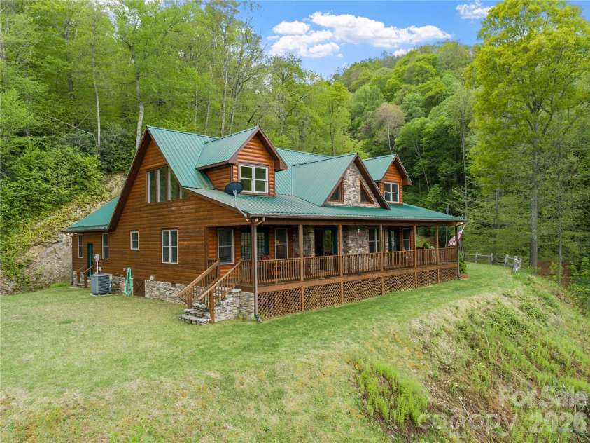 370 Appaloosa Trail, Burnsville, NC 28714.  MLS# CAR4293891, YatesRealty ID 3399. 