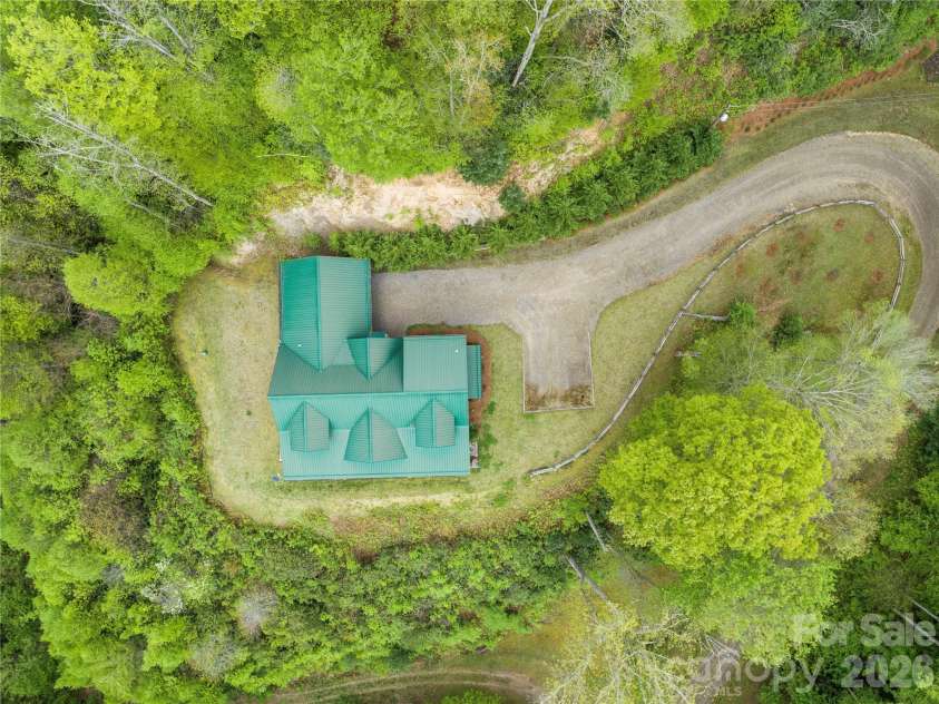 370 Appaloosa Trail, Burnsville, NC 28714.  MLS# CAR4293891, YatesRealty ID 3399. 