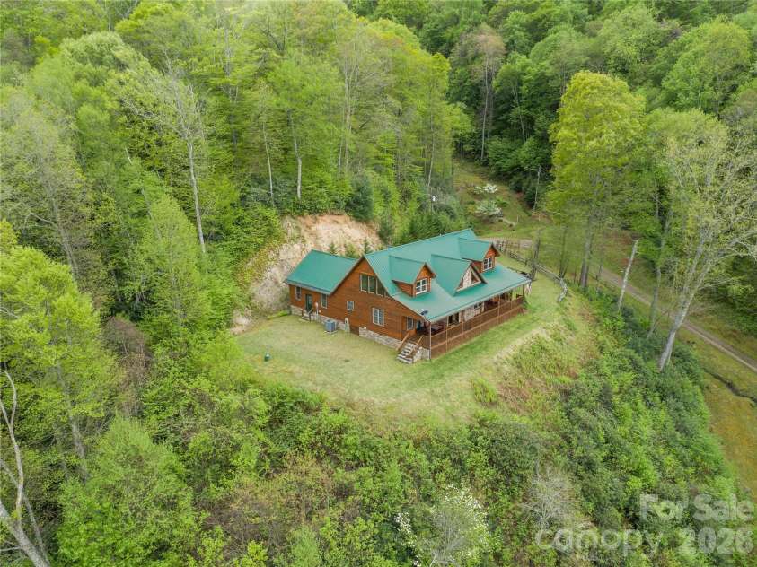 370 Appaloosa Trail, Burnsville, NC 28714.  MLS# CAR4293891, YatesRealty ID 3399. 